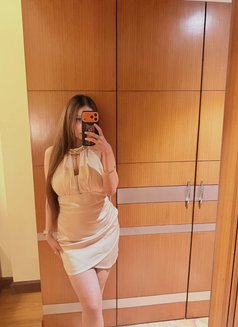 Vaani Arora Busty Model - escort in Dubai Photo 3 of 6