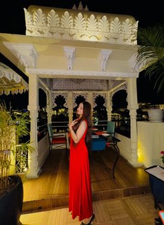 Vaani Arora Busty Model - escort in Dubai Photo 6 of 6