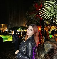 Vaani - puta in Abu Dhabi