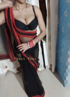 Vaani - escort in New Delhi Photo 3 of 3