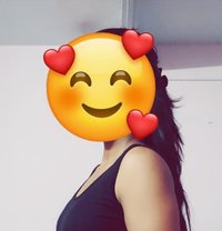 Vaani - escort in Noida