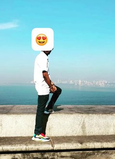 Vaarun - Male escort in Mumbai Photo 4 of 4