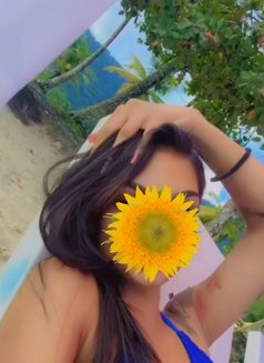 Vadara Escort Real Meet - puta in Dakar Photo 1 of 4