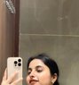 Vadodara Escort Service Provider - puta in Vadodara Photo 1 of 8