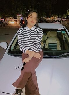 Vadodara Escort Service Provider - puta in Vadodara Photo 7 of 8