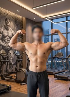 Vaibhav - Male escort in New Delhi Photo 1 of 4