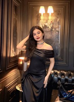 Vaibhavi - escort in Hyderabad Photo 1 of 3