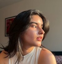 Vaibhavi - escort in Surat
