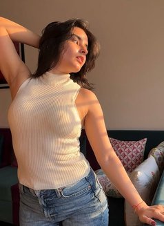Vaibhavi - escort in Surat Photo 3 of 4