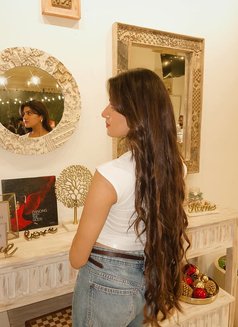 Vaishali - escort in Mumbai Photo 2 of 5