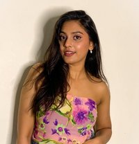Vaishali - puta in Colombo