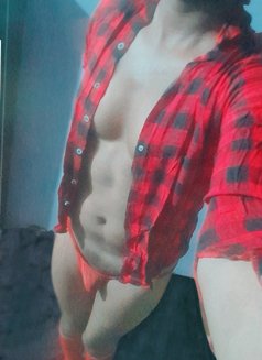Vaishu Femboy - Acompañantes transexual in New Delhi Photo 6 of 6