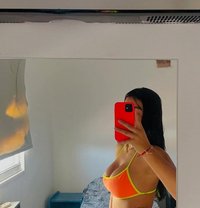 Vaishu - puta in New Delhi