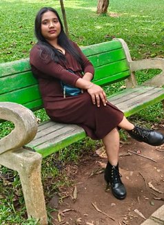 Vaishu (Live Webcam & Sex Chat) - escort in Kochi Photo 4 of 4