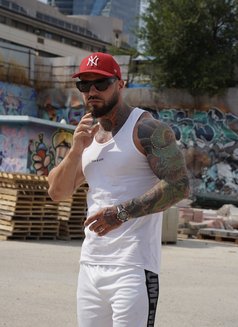 Valdemar Santana - Male escort in Dubai Photo 4 of 5
