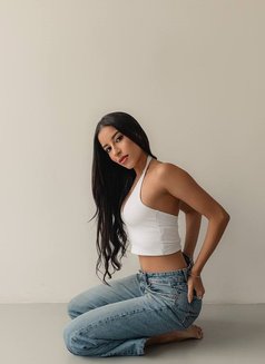 Valentina - escort in Dubai Photo 6 of 30