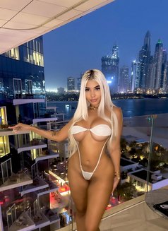 Valentina - escort in Dubai Photo 21 of 27