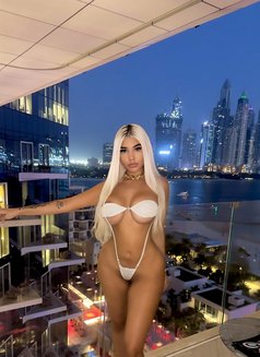 Valentina - escort in Dubai Photo 24 of 27