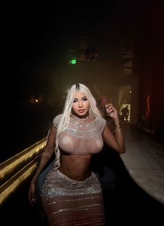 Valentina - escort in Dubai Photo 16 of 20