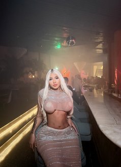 Valentina - escort in Dubai Photo 18 of 20