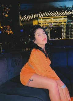 Valentina - escort in Dubai Photo 3 of 8