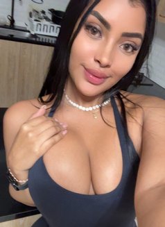 Valentina - escort in Dubai Photo 2 of 8