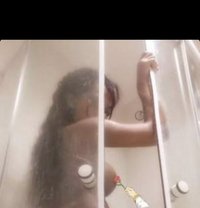 Valentina - escort in Paris