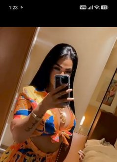 Valentina - escort in Singapore Photo 9 of 21