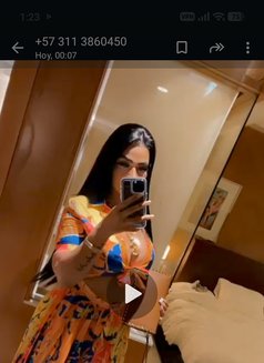 Valentina - escort in Singapore Photo 10 of 21