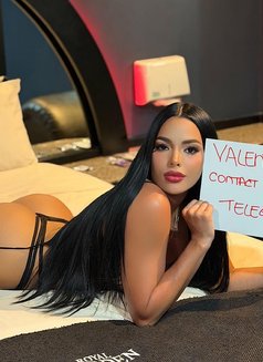 Valentina Fullservice - puta in Dubai Photo 2 of 9