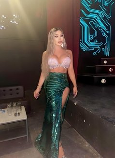 Valentina - Transsexual escort in Beirut Photo 18 of 22