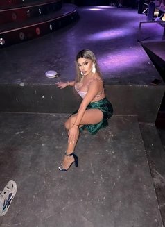 Valentina - Transsexual escort in Beirut Photo 19 of 22