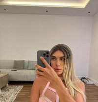 Valentina - Transsexual escort in Riyadh