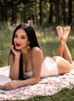 Valentina Saint-Claire(Elite Courtesan ) - Acompañantes transexual in Kuala Lumpur Photo 3 of 18