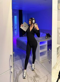 🇷🇺IRINA RussiaN 🇷🇺TOP MISTRESS - Transsexual escort in Doha Photo 4 of 12