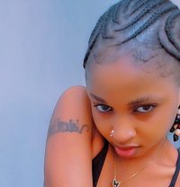 Valentine - puta in Nairobi