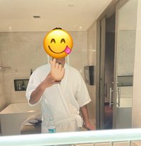 Valentino - Acompañantes masculino in Mumbai