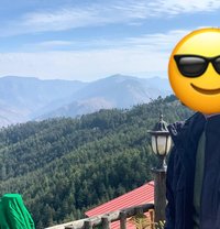 Valentino - Acompañantes masculino in Mumbai Photo 2 of 5