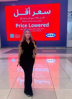 Valeria - puta in Abu Dhabi Photo 6 of 17