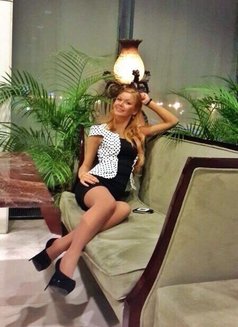 Valeria - puta in Manila Photo 2 of 4