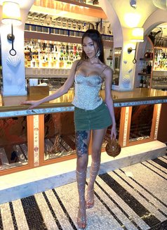 Valeria (im new) - puta in Dubai Photo 19 of 20