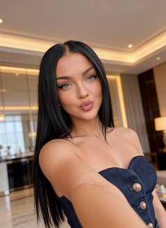 Valeria Sexy Nice - puta in Dubai Photo 17 of 24