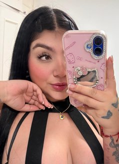 Valeria - escort in Beirut Photo 3 of 7