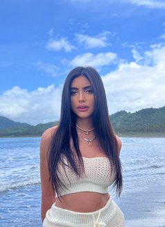 Valerie Beer - Transsexual escort in Bali Photo 18 of 21