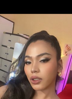 Valerie Dempsey - Transsexual escort in Manila Photo 10 of 10