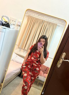Valerie - Transsexual escort in Riyadh Photo 1 of 4