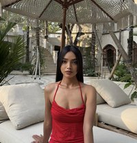 VALERIE PETITE GIRL IN SEMINYAK - puta in Bali Photo 24 of 24