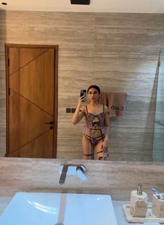 Valerie Pretty Ladyboy Bali - Transsexual escort in Bali Photo 5 of 12