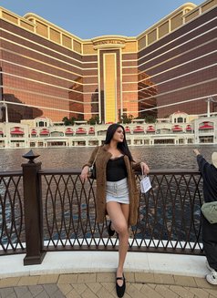 WET PUSSY VALERIE - escort in Bangkok Photo 14 of 15