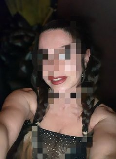 Valeriya - escort in Thessaloniki Photo 9 of 16